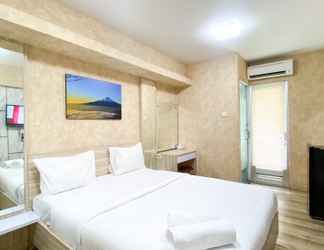 Bedroom 2 Minimalist Studio (No Kitchen) Apartment at Green Bay Pluit By Travelio