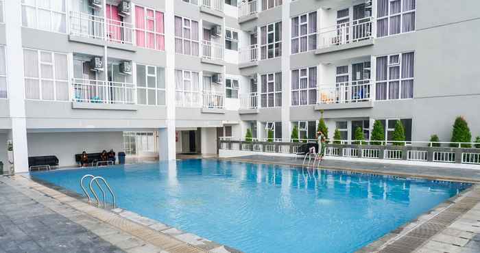 Lobi Best Studio Apartment at Taman Melati Surabaya By Travelio