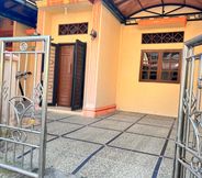 Lobi 2 JEJU GUEST HOUSE Rumah 112m2 Dengan 3 kamar Tidur