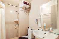 In-room Bathroom Delight 2BR at Parahyangan Residence Apartment By Travelio