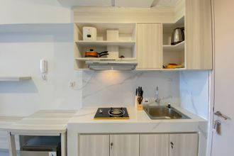 Common Space 4 Well Furnished and Cozy Studio Tokyo Riverside PIK 2 Apartment By Travelio