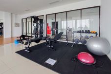 ห้องออกกำลังกาย Spacious and Comfort 2BR at Tamansari Bintaro Mansion Apartment By Travelio