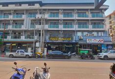 Exterior 3 The Freelancer Hotel