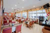 ร้านอาหาร Whitehouse Condotel