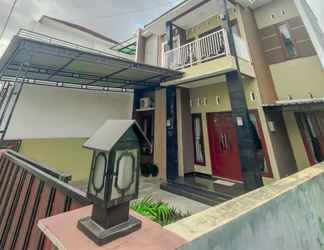 Exterior 2 Homestay Kamar Tamu Wedomartani