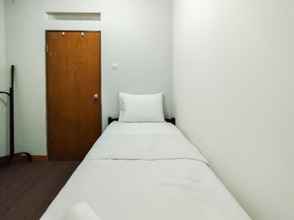 Bedroom 4 The Cozy 2BR Apartment at Gateway Ahmad Yani Cicadas By Travelio