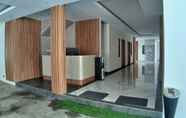 Lobi 7 Urbanview Hotel Nardis Living