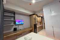 Lobi Studio Room with Sea View Apartment at Delft Ciputra Makassar By Travelio