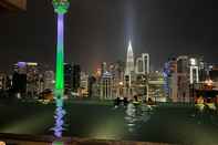 Swimming Pool Ceylonz Suites KLCC View, Nearby KL TOWER