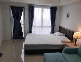 Bedroom 2 Homey and Modern Look Studio Tamansari Bintaro Mansion Apartment By Travelio