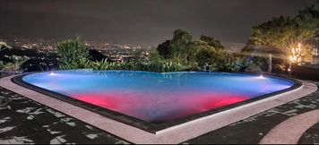 Swimming Pool 3 Villa Taman Love