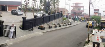 Lobi 4 Homestay Lusman Bromo