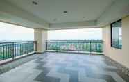 Bangunan 5 Homey and Good Deal 2BR Transpark Cibubur Apartment By Travelio