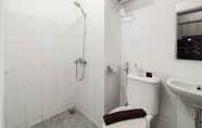 In-room Bathroom 2 Brand New Apartment Studio at Grand Asia Afrika By Travelio