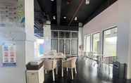 Luar Bangunan 7 Homey No Kitchen Studio at Grand Darmo Suite Apartment By Travelio