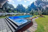 Swimming Pool The Lavana Camp Coco Batangas by RedDoorz