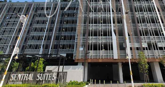 Exterior KL Sentral Premier Suites by BlueBanana