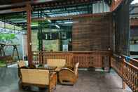 Lobby Sobo Joglo Jawi Guesthouse by Cocotel