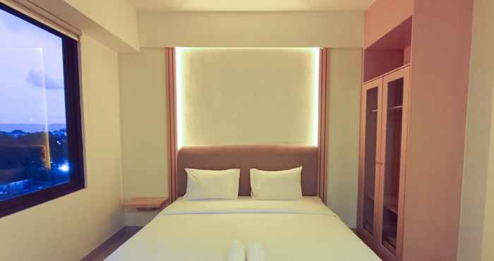 Bedroom Minimalist Studio at Apartment Altuz Seturan Yogyakarta By Travelio