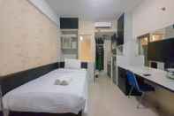 Bedroom Cozy and Comfort Studio Student Castle Yogyakarta Apartment By Travelio