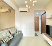 Ruang untuk Umum 4 Comfy 2BR at Apartment Sudirman Suites Bandung By Travelio