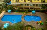 Kolam Renang 6 Simply and Cozy 1BR at Kebagusan City Apartment By Travelio