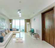 Common Space 4 Spacious 3BR at Apartment Kemang Village By Travelio