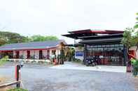 Lobby Onjira Resort