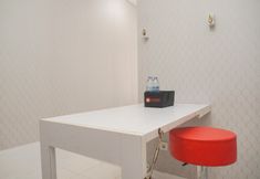 อื่นๆ 7 Cozy and Homey Studio at Nifarro Park Apartment By Travelio