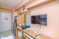 ล็อบบี้ Nice and Fancy Studio (No Kitchen) at Green Pramuka City Apartment By Travelio