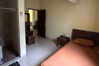 ห้องน้ำภายในห้อง Manadia Guesthouse Manado