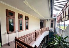 Exterior 3 Wisma Atma Bhakti near Solo Square Mitra RedDoorz