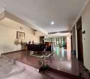 Lobby 5 Wisma Atma Bhakti RedPartner near Solo Square