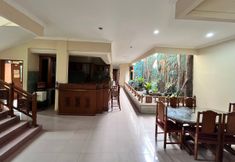 Lobby 6 Wisma Atma Bhakti near Solo Square Mitra RedDoorz