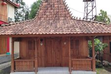 外部的 Omah Joglo Sukorejo RedPartner