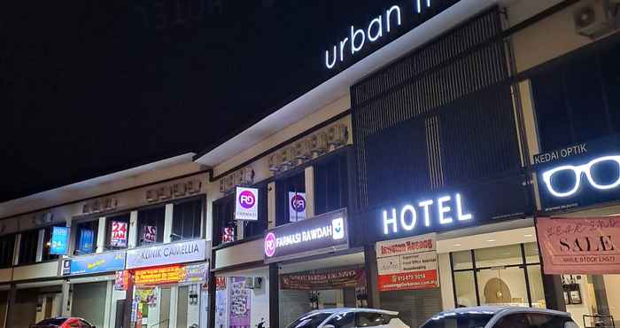 Bangunan Urban Inn Salak Tinggi