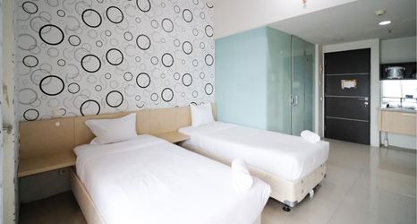 Bedroom 2 Cozy and Clean Studio The Square Apartment By Travelio