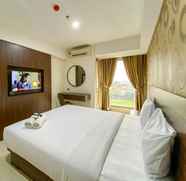 Kamar Tidur 3 Comfort Living and Homey Studio Apartment Warhol (W/R) Residences By Travelio