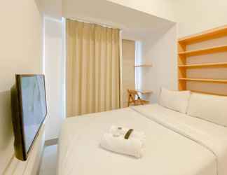 Kamar Tidur 2 Cozy and Enjoy Studio Apartment Tokyo Riverside PIK 2 By Travelio