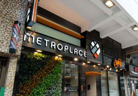 Bangunan Metroplace Boutique