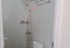 In-room Bathroom 7 Villa Ravindra Batu