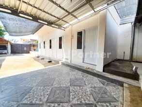 Exterior 4 LH101 Guest House Syariah near Makam Sunan Bonang RedPartner