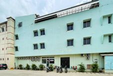 Bangunan RedDoorz near Soekarno Hatta Airport 3