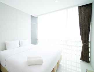 Lainnya 2 Spacious and Comfy 4BR Combined Units at The Via and The Vue Apartment By Travelio