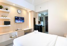 Others 3 Homey and Modern Look Studio Apartment at Transpark Juanda Bekasi Timur By Travelio