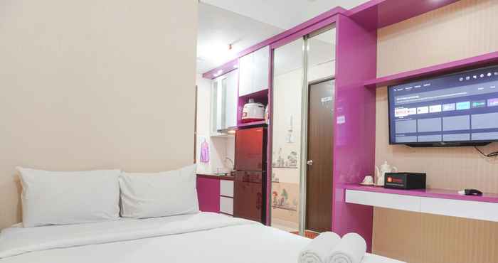 Others Restful and Modern Look Studio Transpark Bintaro Apartment By Travelio