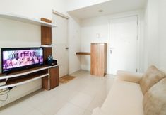 Lobby 7 Homey and Restful 1BR Apartment at Parahyangan Residence By Travelio