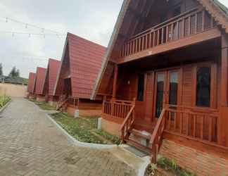 Exterior 2 Sapadia Villa Balige 3