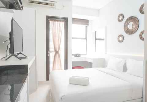 ห้องนอน Elegant and Nice Studio at Transpark Cibubur Apartment By Travelio