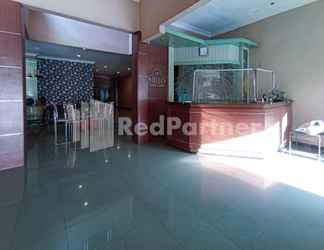 Sảnh chờ 2 Nillo Hotel Kebumen Mitra RedDoorz